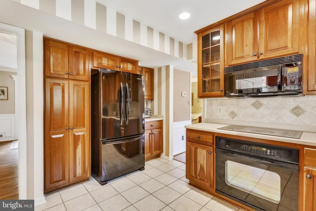 Photo of 9905 MAINSAIL DRIVE