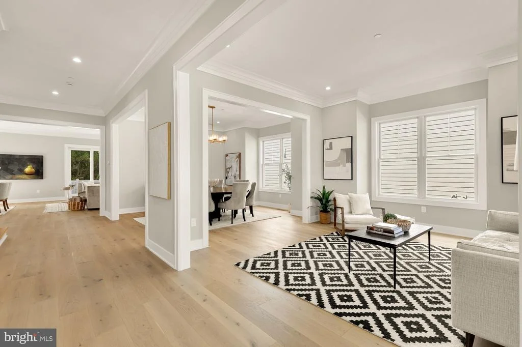 Photo of 9508 FOREST ROAD