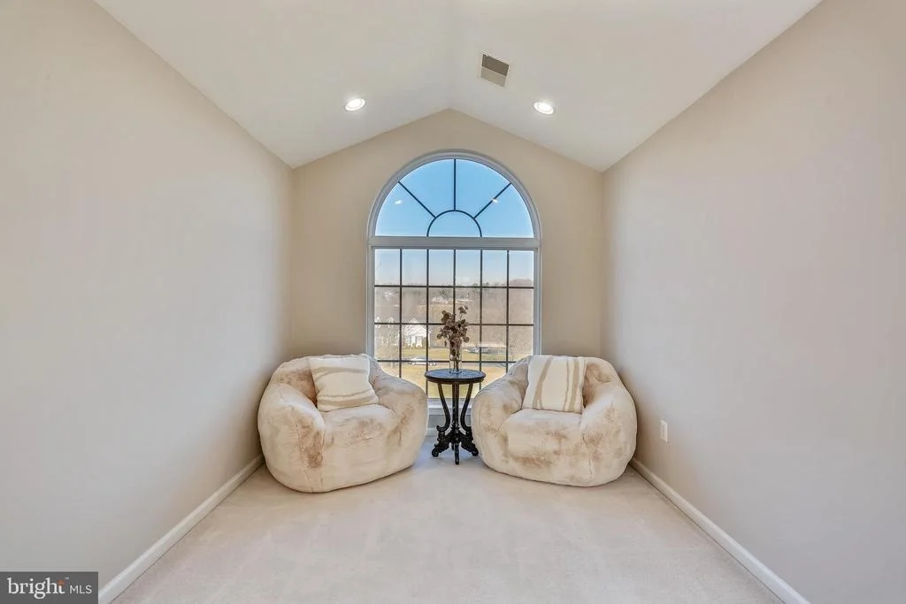Photo of 9517 GREENEL ROAD