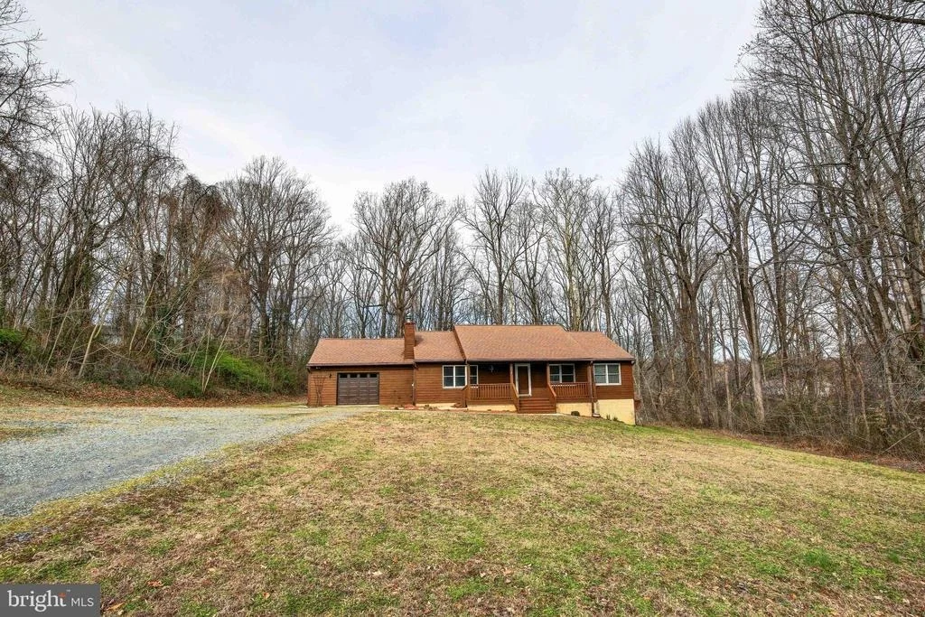 Photo of 4511 KINGS ROAD