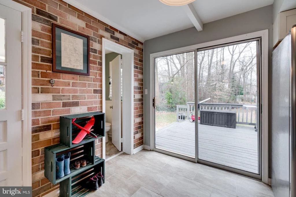 Photo of 6810 HUNTSMAN BOULEVARD