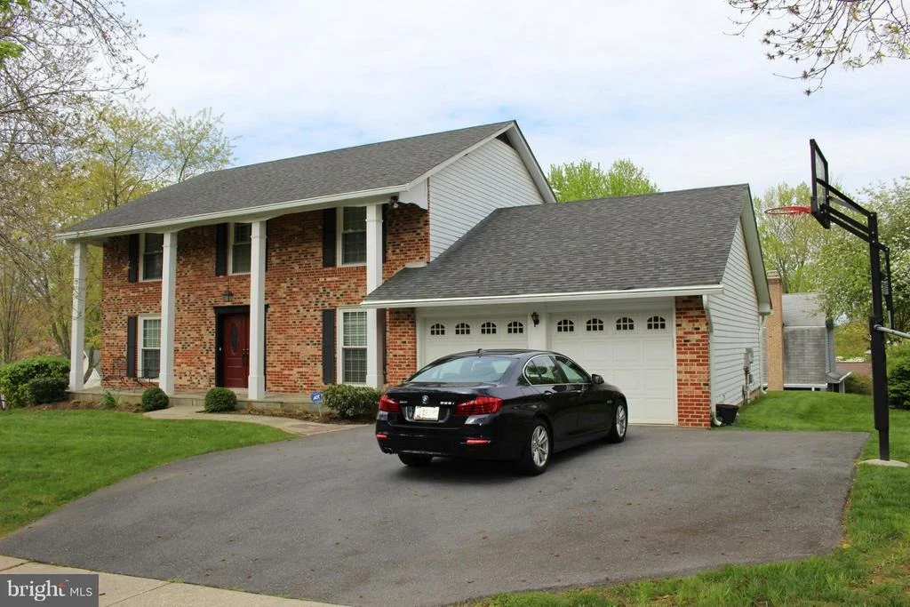 Photo of 1436 LONGHILL DRIVE