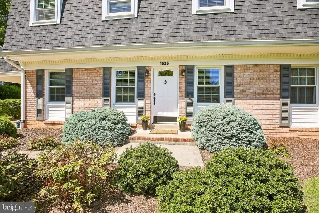 Photo of 1525 ARBOR VIEW ROAD