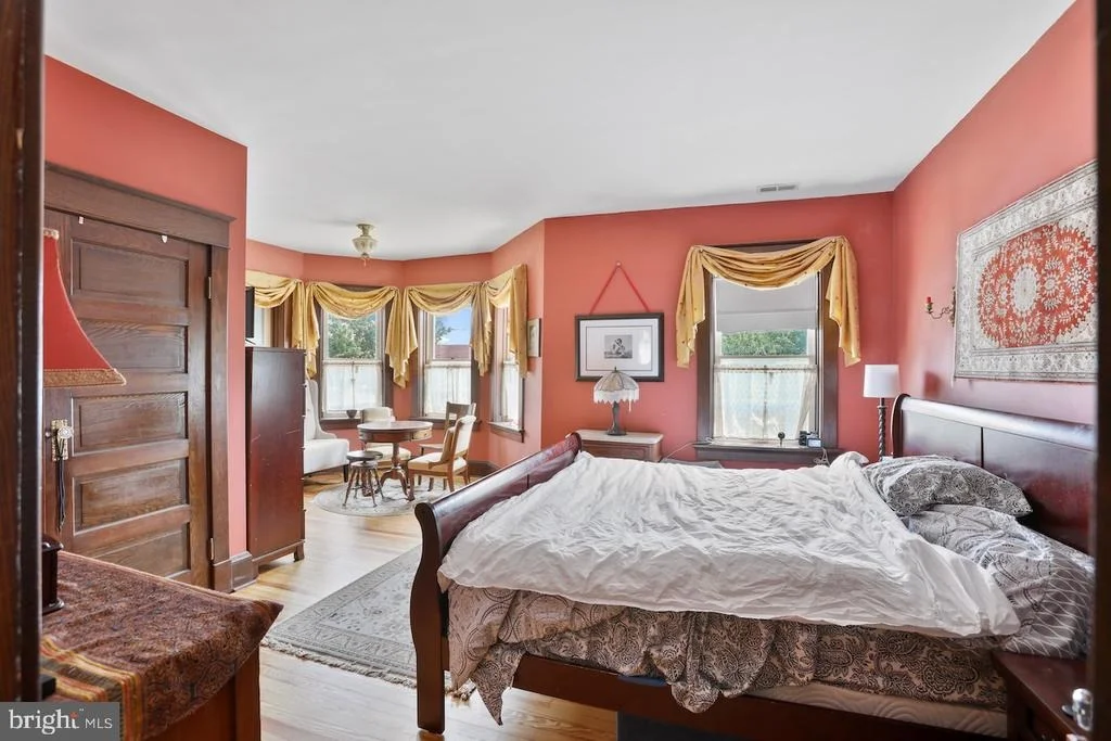 Photo of 521 ELM STREET