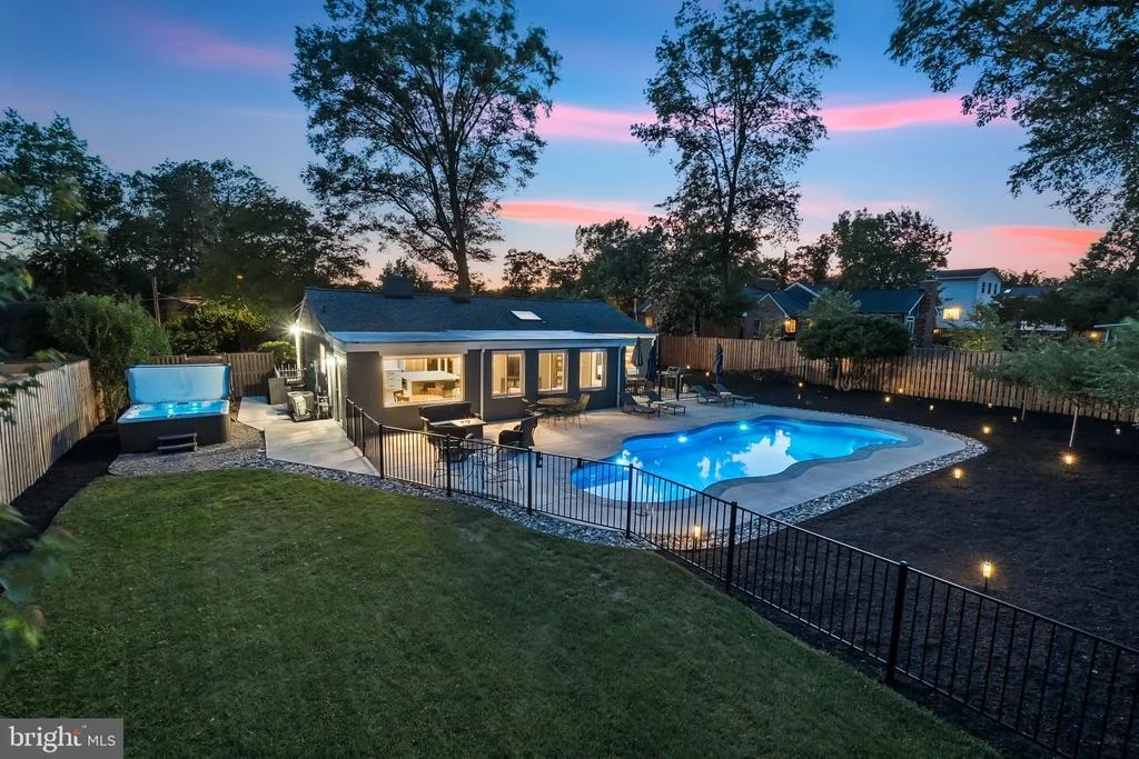 Photo of 7117 MARLAN DRIVE