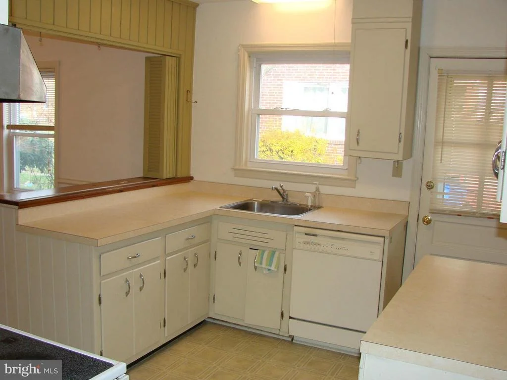 Photo of 706 FAIRVIEW AVENUE