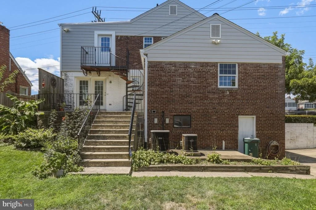 Photo of 801 PATTON DRIVE