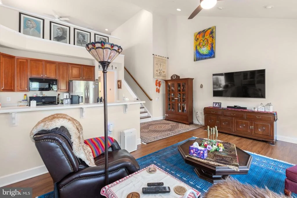 Photo of 6 WHALEBACK LANE