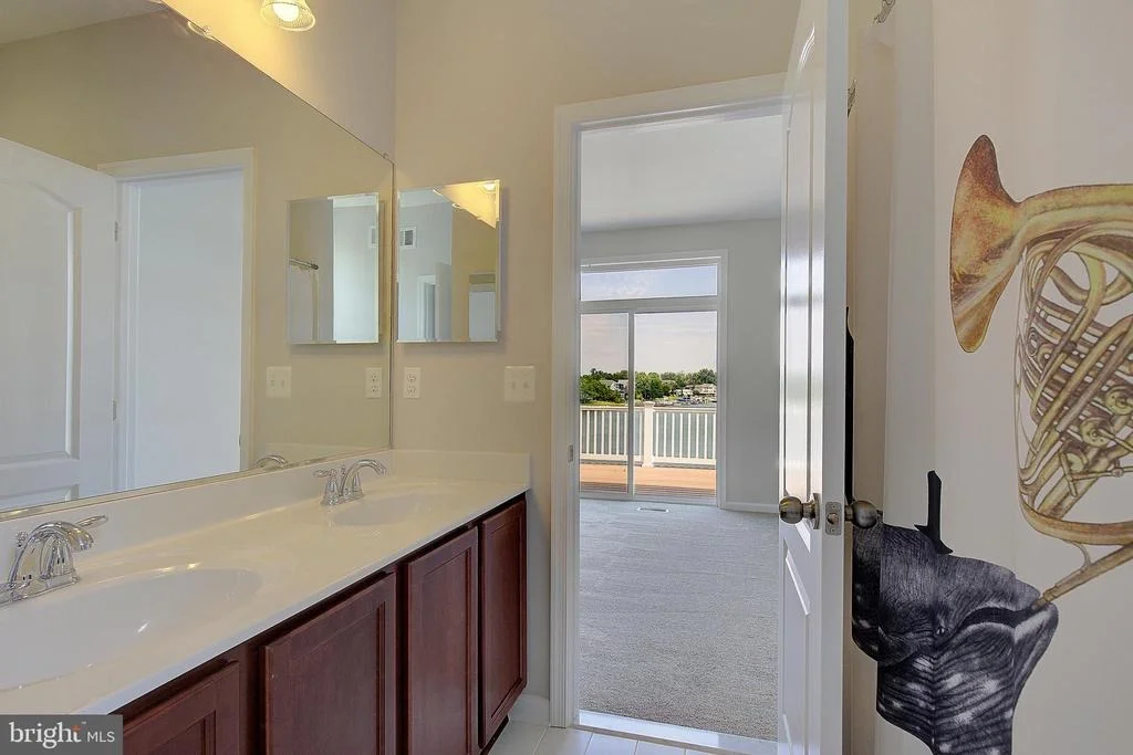 Photo of 3956 HONEYSUCKLE DRIVE