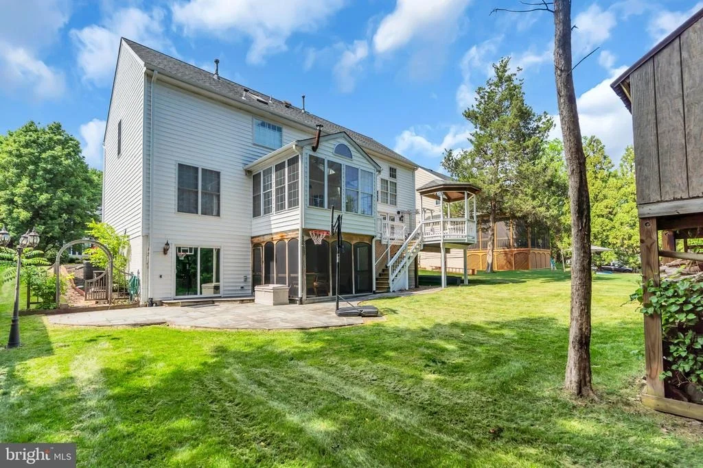 Photo of 43553 DEMPSEY LANE