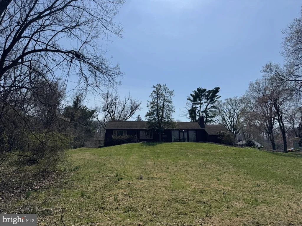 Photo of 1213 TRAPPE LANE