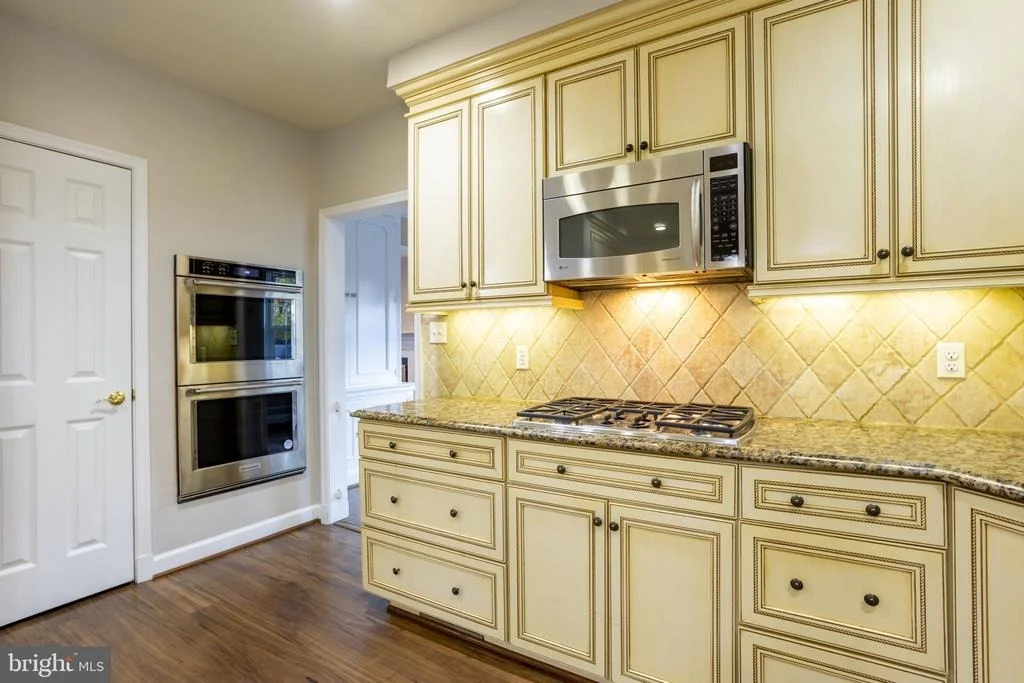 Photo of 3306 LABYRINTH ROAD