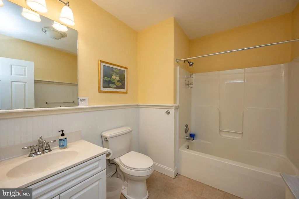 Photo of 32 HAZELHURST LANE