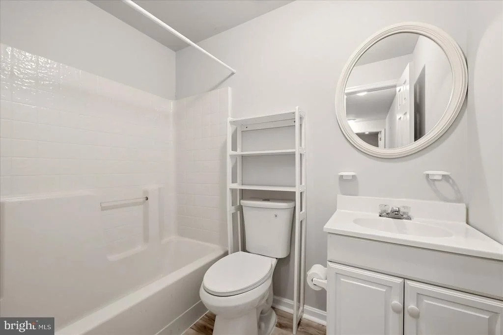 Photo of 3348 LABOURN DRIVE