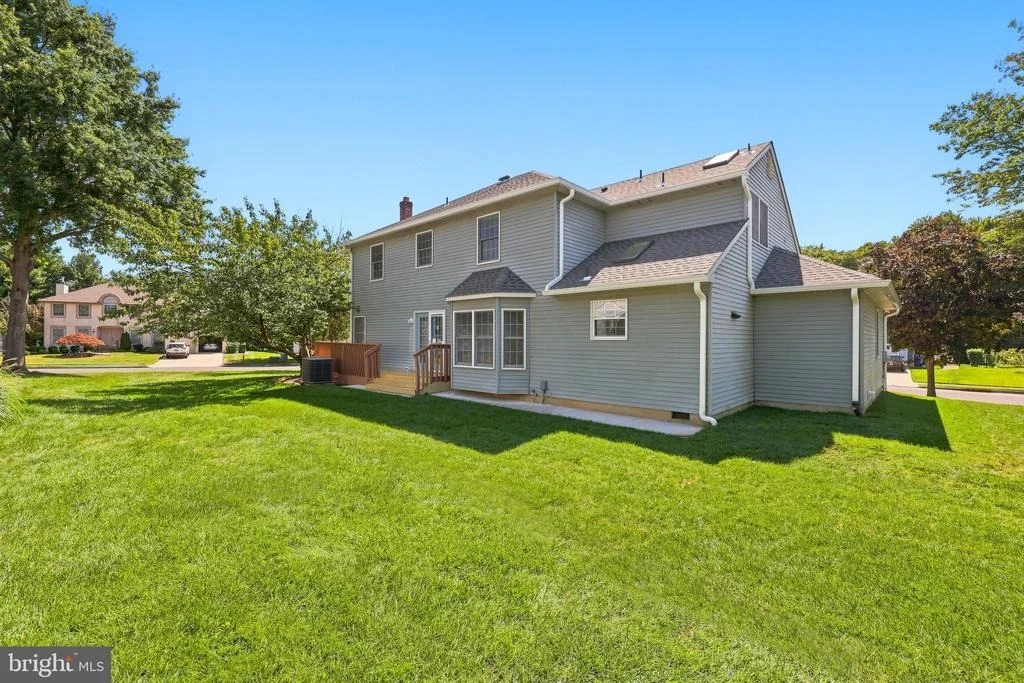 Photo of 16 KENSINGTON DRIVE