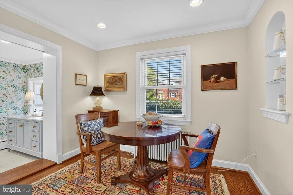 Photo of 1210 W BRADDOCK ROAD