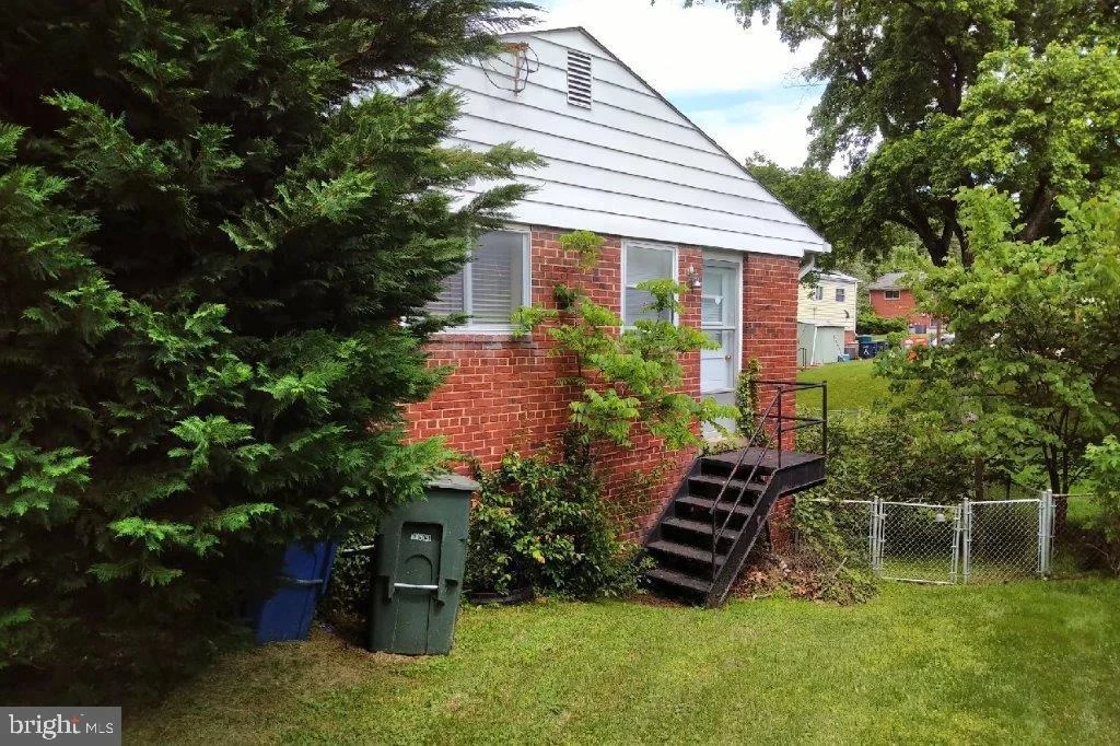 Photo of 1204 34TH PLACE SE