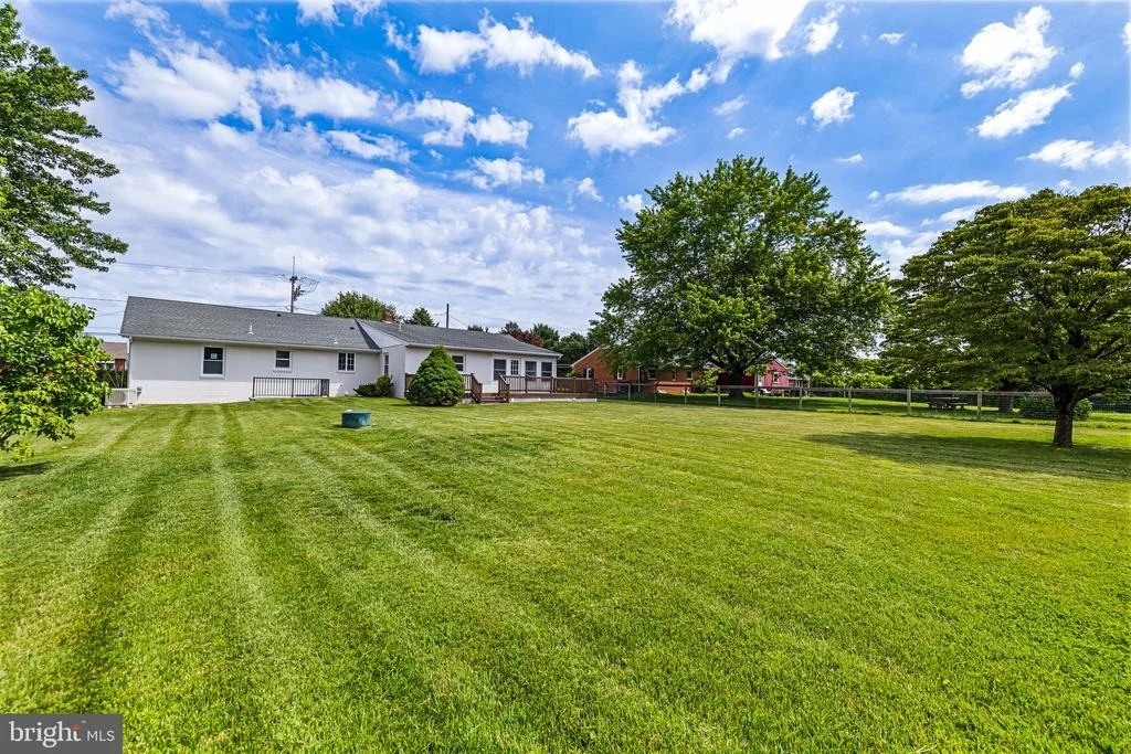 Photo of 1733 BOLLINGER ROAD