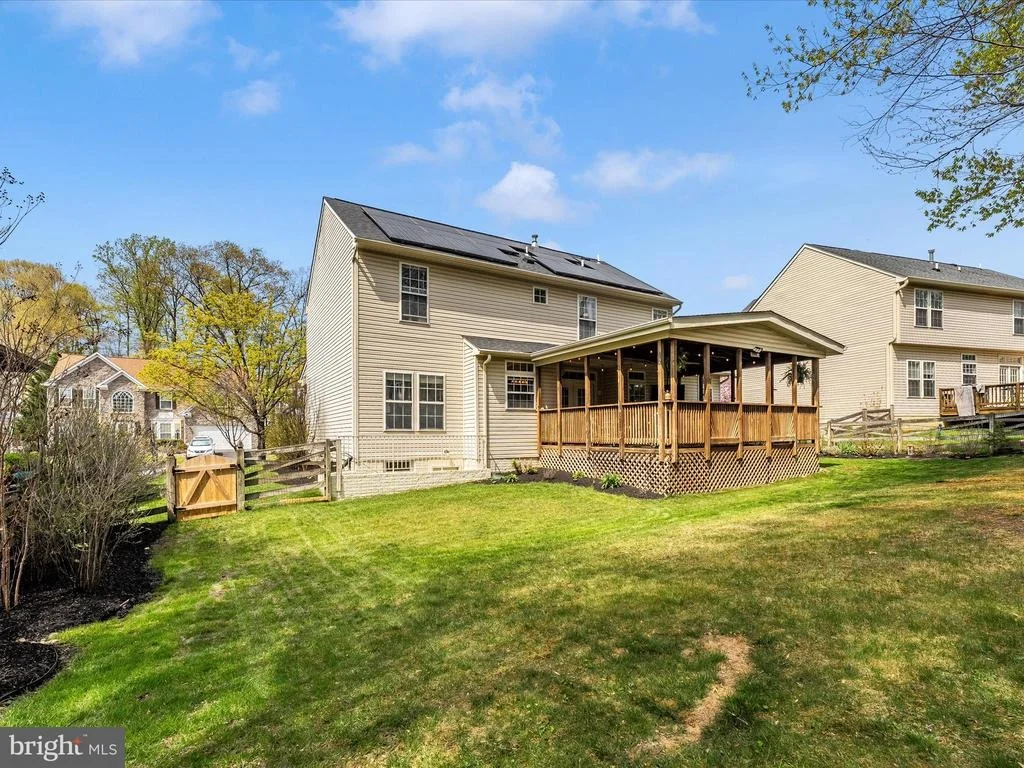 Photo of 6469 SADDLEBROOK LANE