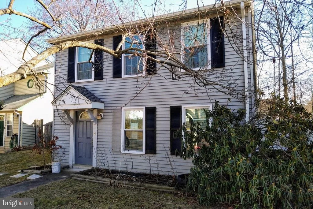Photo of 341 WINTERBERRY DRIVE