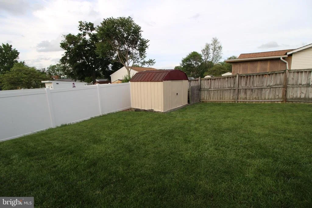 Photo of 315 THOMAS AVENUE