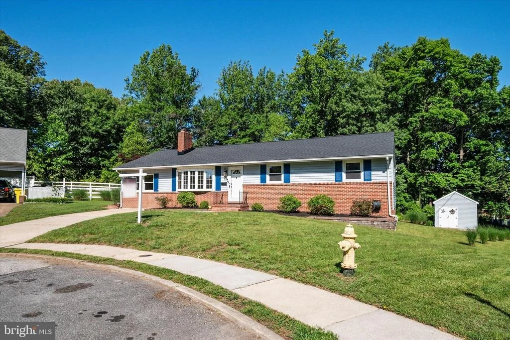 Photo of 596 FOREST VIEW ROAD
