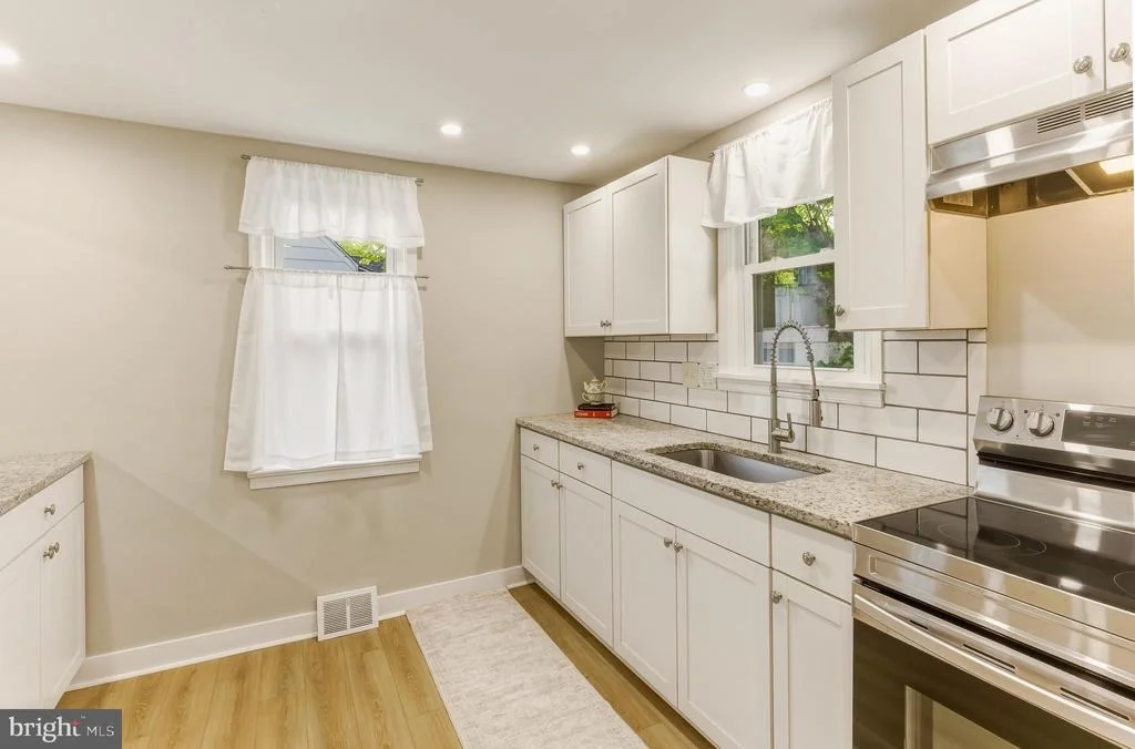 Photo of 5 DIXIE DRIVE