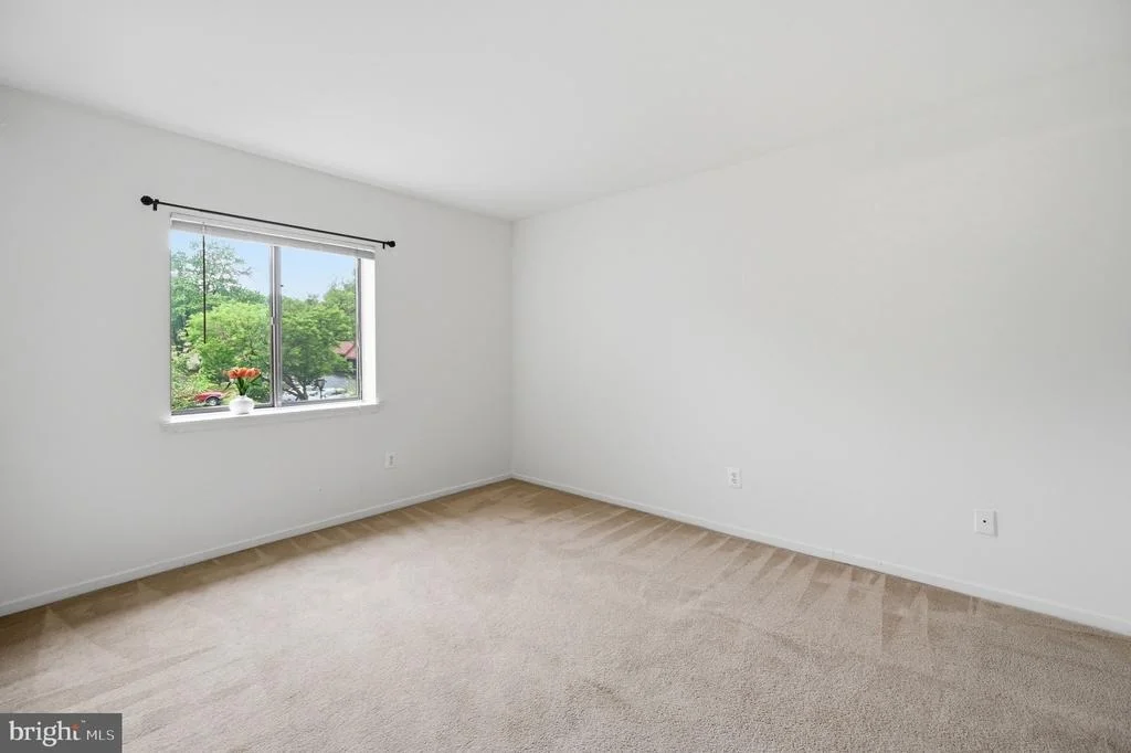 Photo of Unit C at 1659 PARKCREST CIRCLE