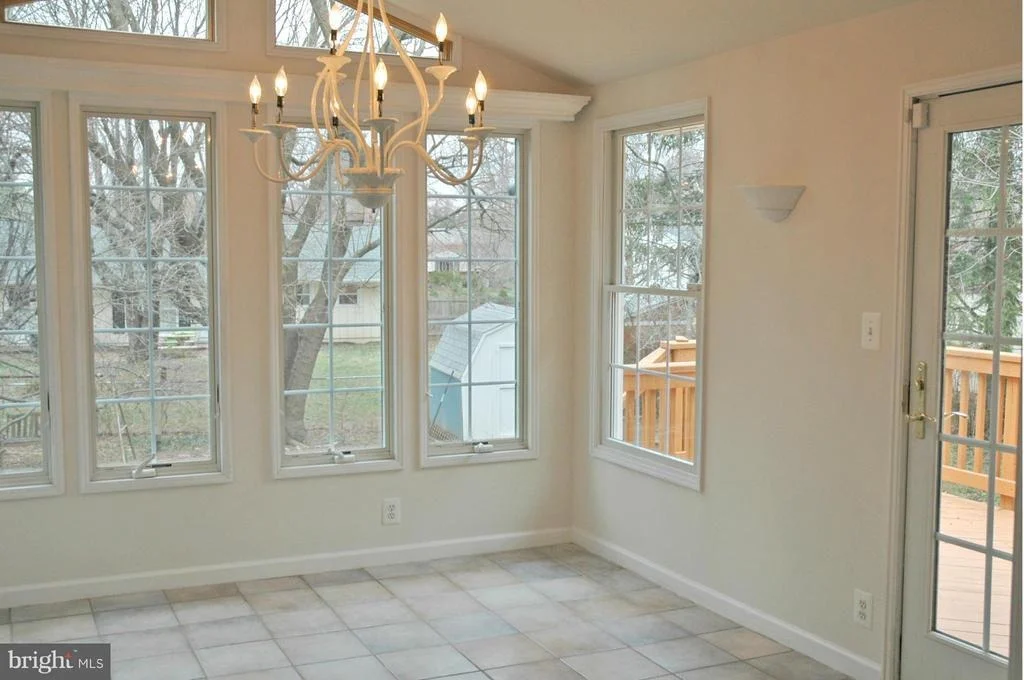 Photo of 403 PICKETT LANE