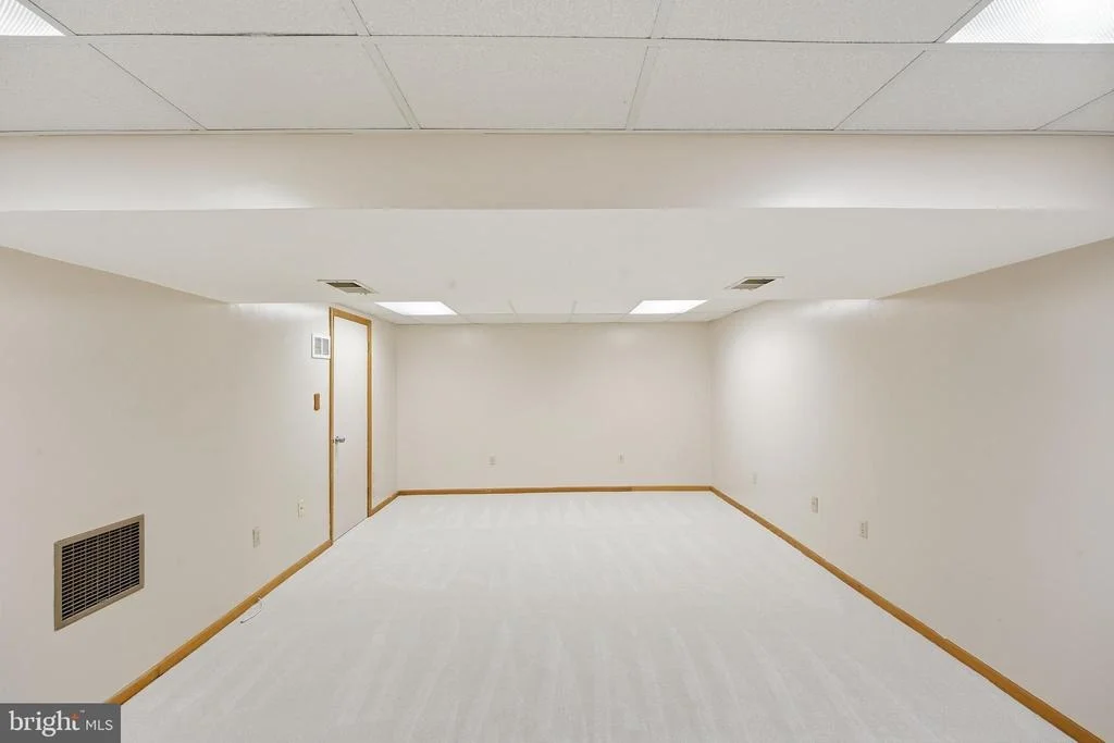 Photo of 2304 HIDDEN VALLEY LANE