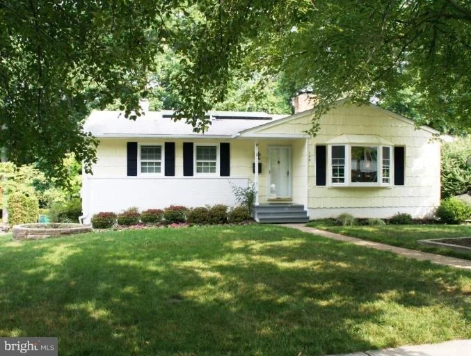 Photo of 104 PATRICK STREET SE