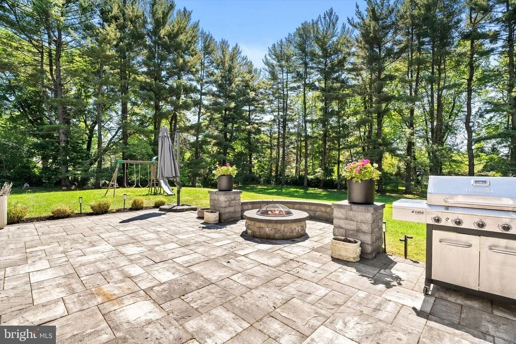 Photo of 5 SKYFIELD DRIVE
