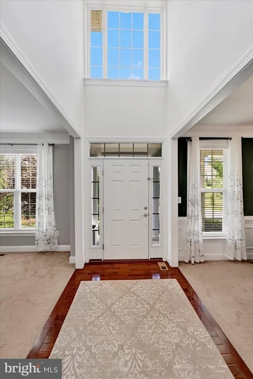 Photo of 7510 LEAFY TREE LANE
