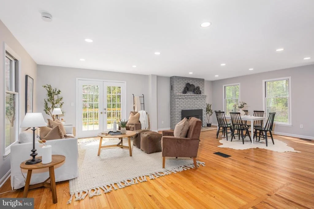 Photo of 525 UPTON ROAD