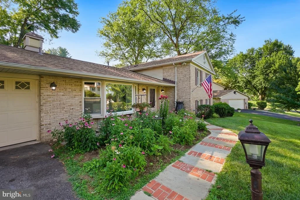 Photo of 14905 COBBLESTONE DRIVE