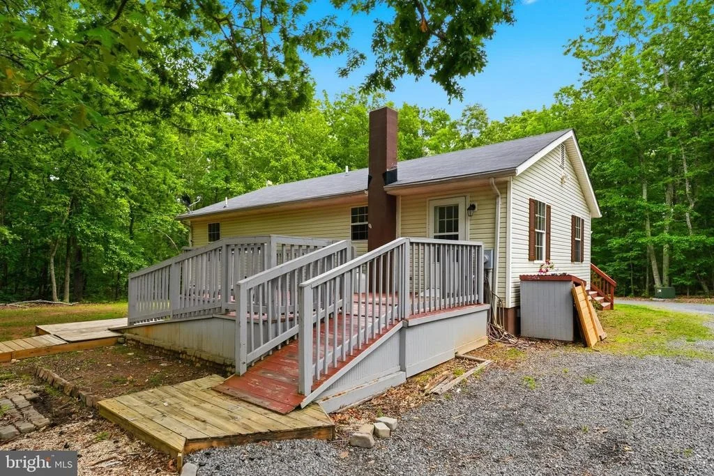 Photo of 2747 TWYMANS MILL