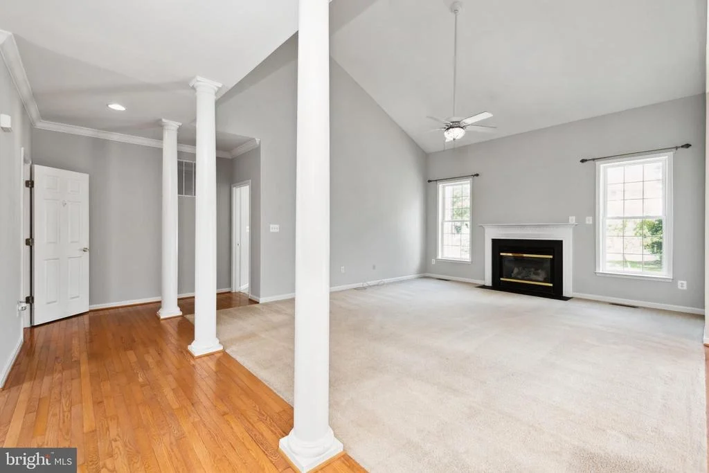 Photo of 457 UNIVERSITY DRIVE