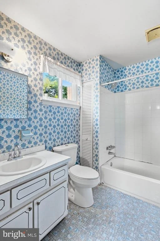Photo of 20 MERION COURT