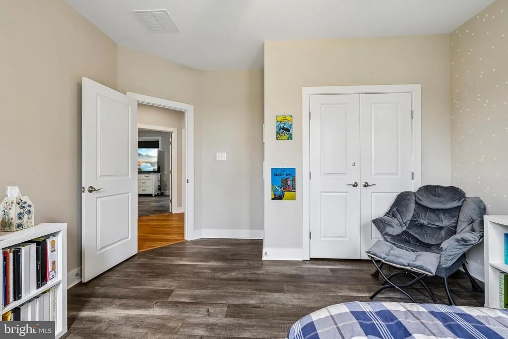 Photo of 1310 HOOK ROAD