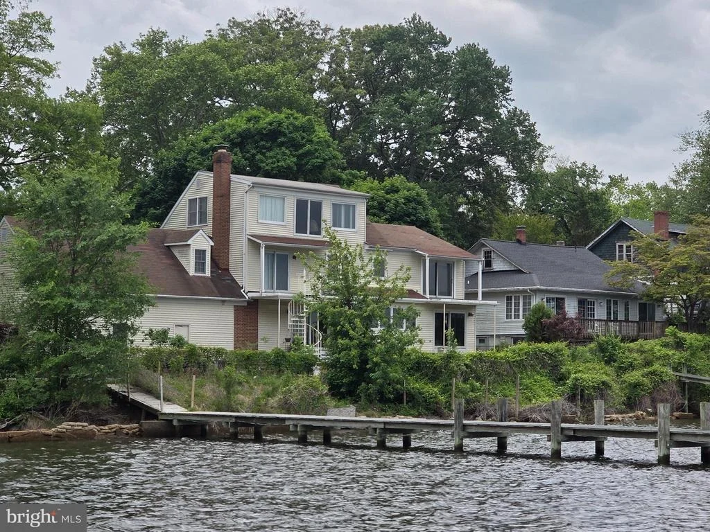 Photo of 145 EDGEWATER DRIVE