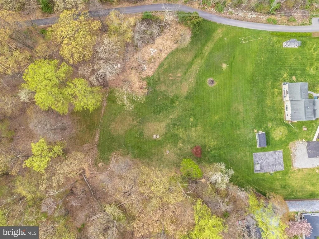 Photo of 11505 PLEASANT VALLEY ROAD