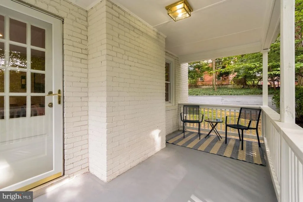 Photo of 8713 READING ROAD