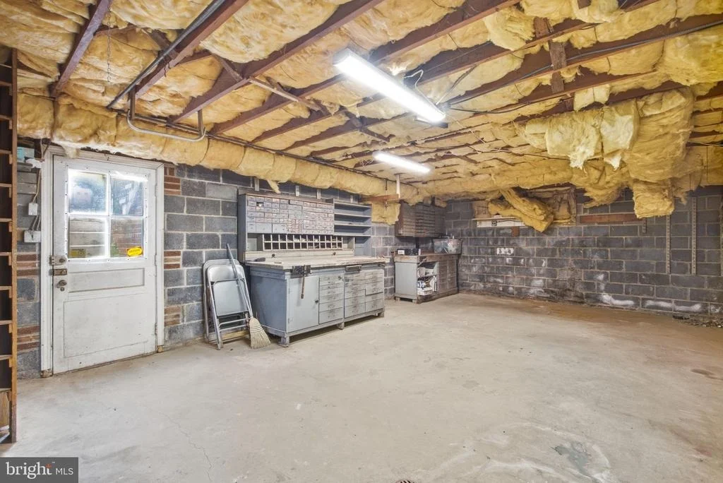 Photo of 9407 SEMINOLE STREET