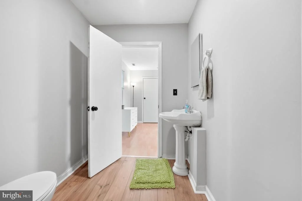 Photo of 5943 SNEED DRIVE
