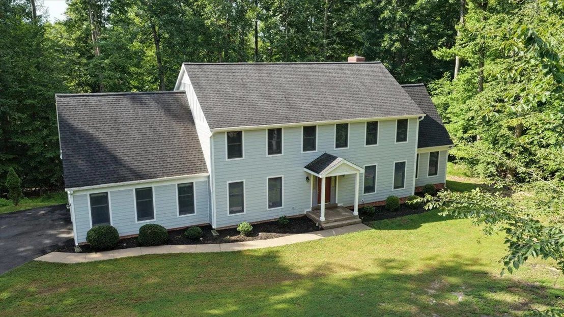 Photo of 8253 HONEYSUCKLE ROAD