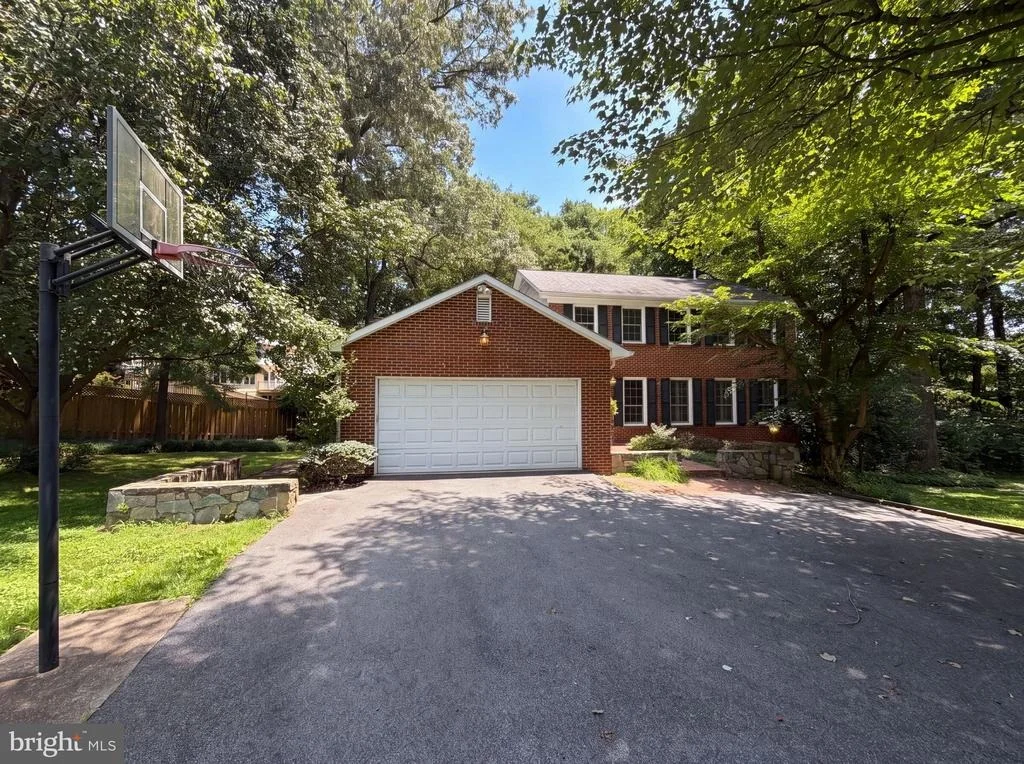 Photo of 4819 POWELL ROAD