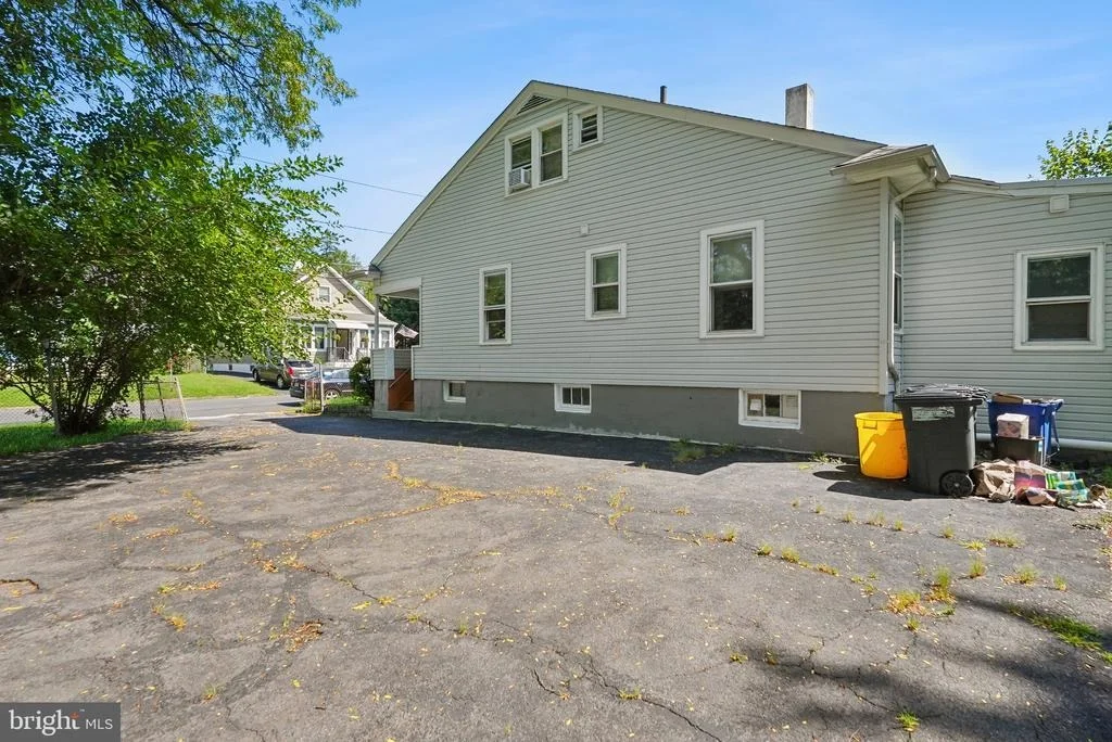 Photo of 11 MAIN BLVD