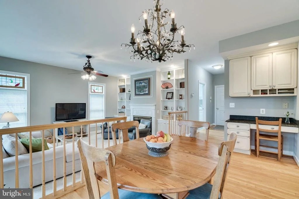 Photo of 9827 FIVE OAKS ROAD