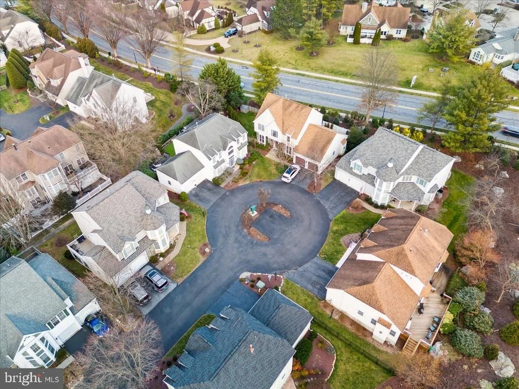 Photo of 2554 BEAR DEN ROAD