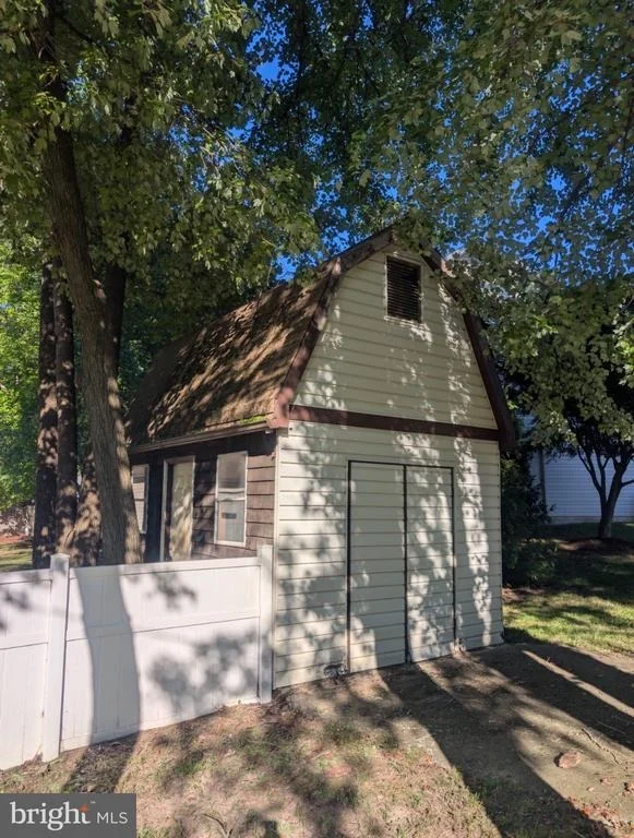 Photo of 2911 WILLOUGHBY BEACH ROAD